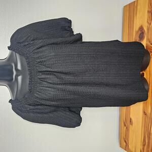 LOFT Top Women’s Large L Black Short Sleeve Crew Neck Textured Stretch Blouse